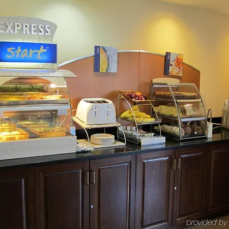 Holiday Inn Express Boston By Ihg 